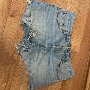 501 Levi shorts